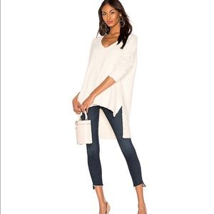 Show Me Your MuMu • Coconut Cream Hug Me Fuzzy Knit High Low Sweater Size Small